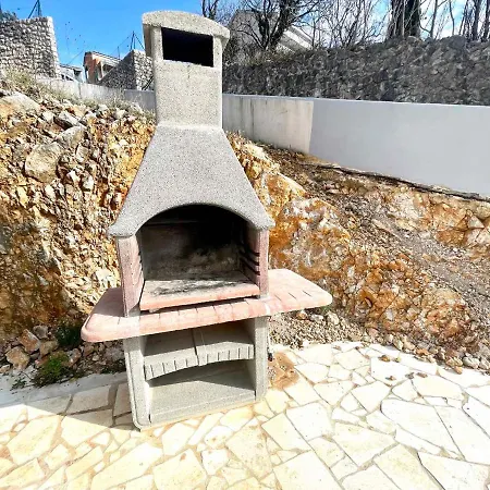 Appartamento In 42940